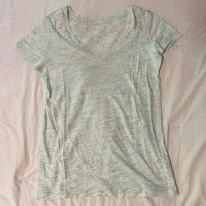 Gap v-neck T-shirt
